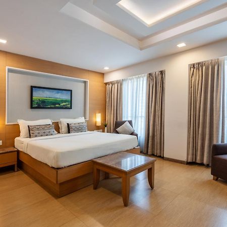 Gcc North Side Hotell Mira-Bhayandar Exteriör bild